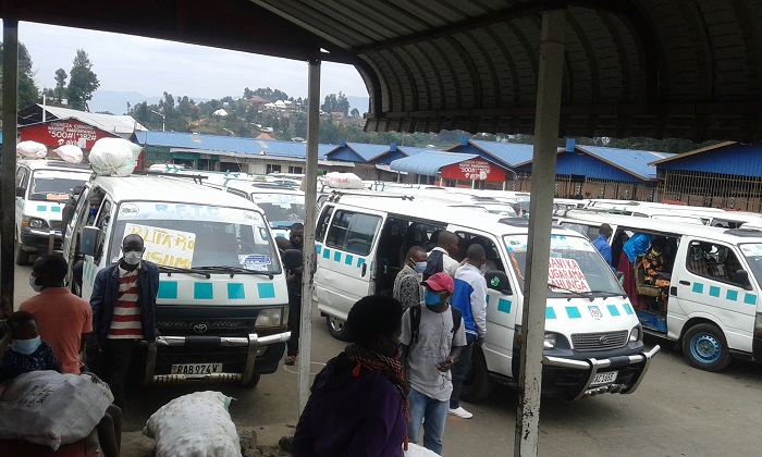 Abashoferi bavuga ko muri iki gihe abagenzi babuze