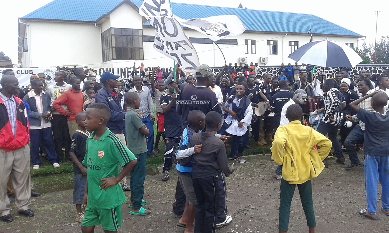 Stade Ubworoherane yari yuzuye impande zose