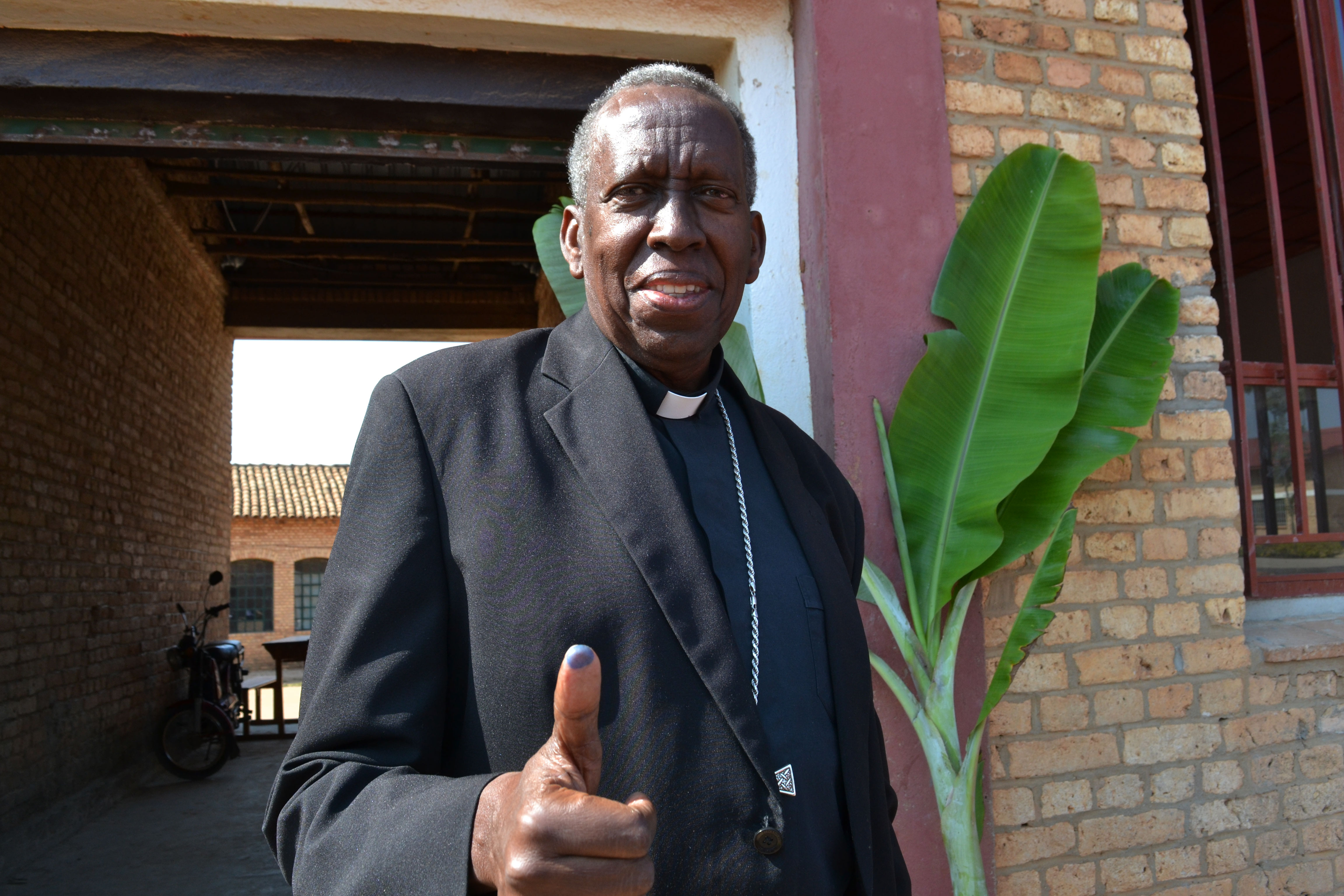 Musenyeri Smaragde asanga abadepite bashya bakwiye kurwanya ihuzagurika mu nzego