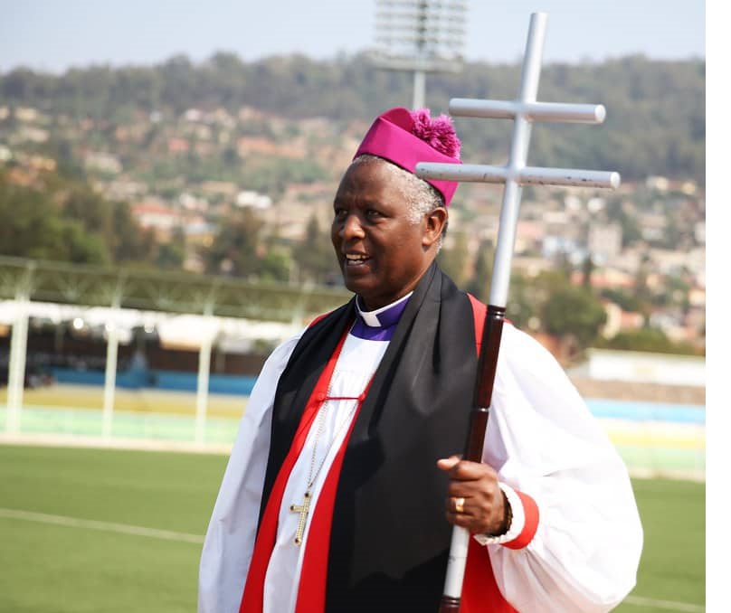 Musenyeri Dr. Laurent Mbanda