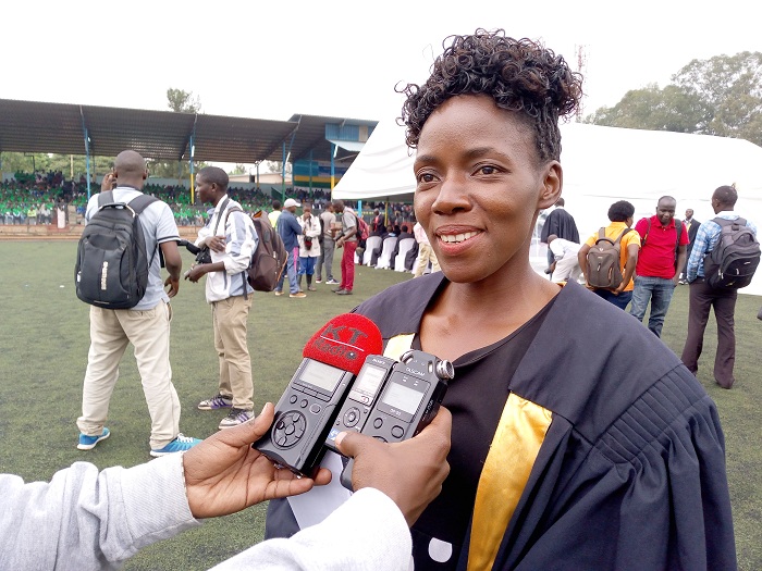 Mushimiyimana ngo yizeye ko umwuga yize uzamubeshaho neza