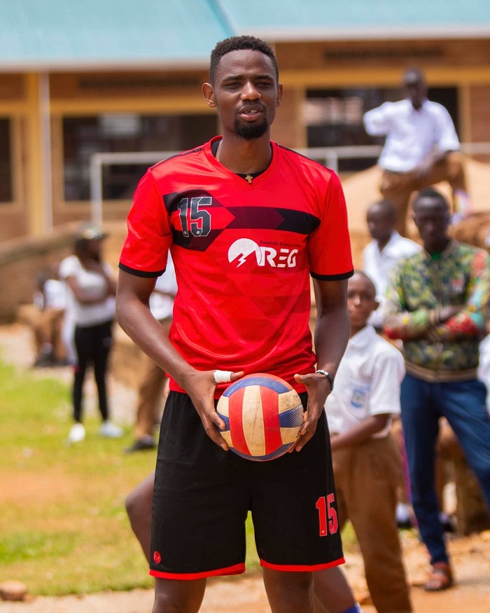 Mutabazi Yves yatandukanye na REG VC nyuma yo kunanirwa kumvikana ku masezerano mashya