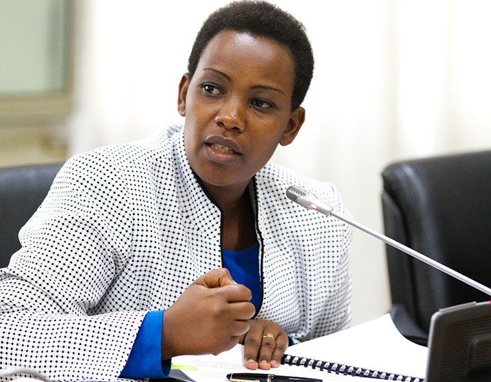 Mutamba avuga ko politiki y'imiturire isaba abantu kubaka amagorofa.