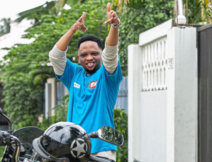 umuhanzi Mwana FA ubu yinjiye muri politiki nk