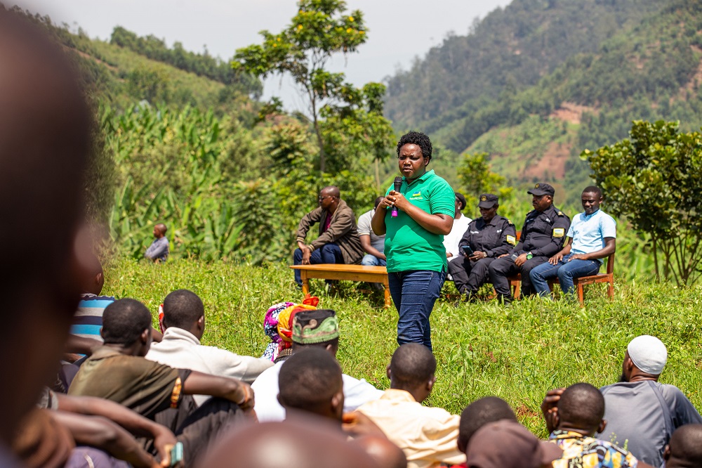 Uwiringira Marie Josée, Umuyobozi w'Akarere wungirije ushinzwe imibereho myiza y'abaturage mu Karere ka Kamonyi, yashimye abo muri MyDocta baje kubafasha mu bukangurambaga