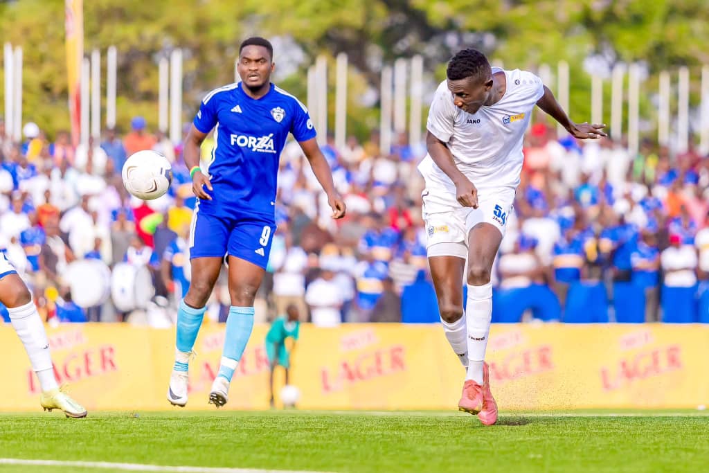 Myugariro Omar Gning yagaragaje ubuhanga budasanzwe mu bwugarizi, benshi bavuga ko ari igisubizo cyiza