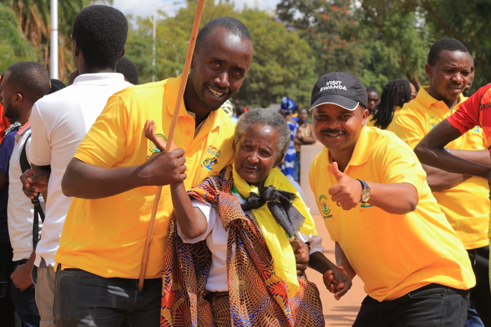 N'abakuru baje kwirebera isiganwa 