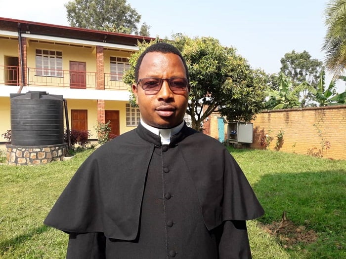 Umusaseridoti Ndagijimana Theogene yasobanuye ibyerekeranye na Asomusiyo