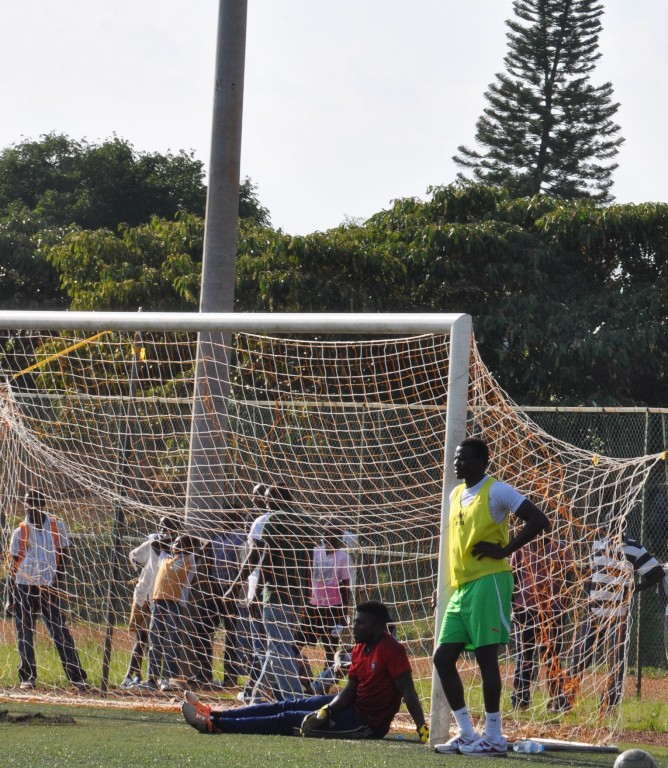 Ndoli agira inama Kwizera Olivier.