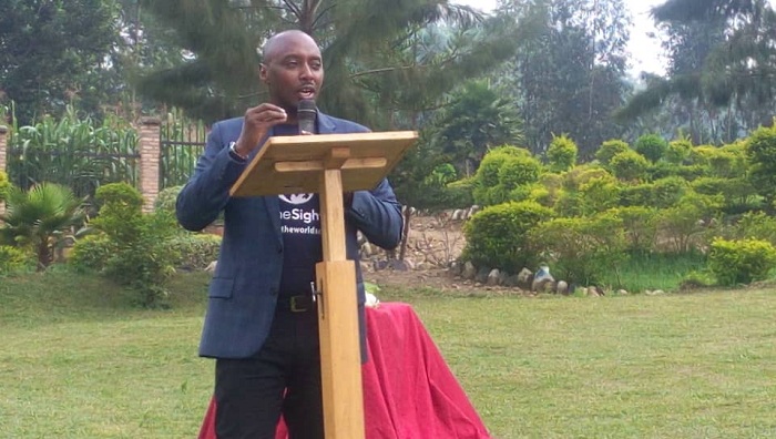 Tuzinde Vincent yasabye ko haboho ubukangurambaga serivisi z'ubuvuzi bw'amaso ikagera kuri benshi