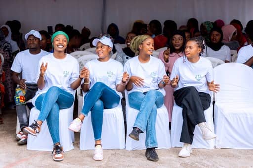 Ngo bazatora Paul Kagame kuko yabagejeje kuri byinshi