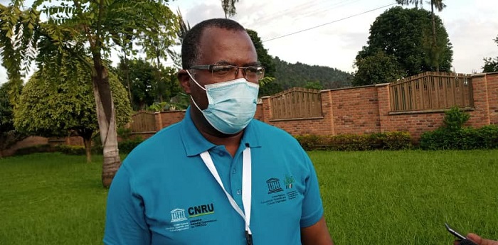 Eng. Ngoga atanga inama z'uko abantu babungabunga ibyanya bikomye mu kwirinda ingaruka zishingiye ku mihindagurikire y'ibihe mu hazaza.