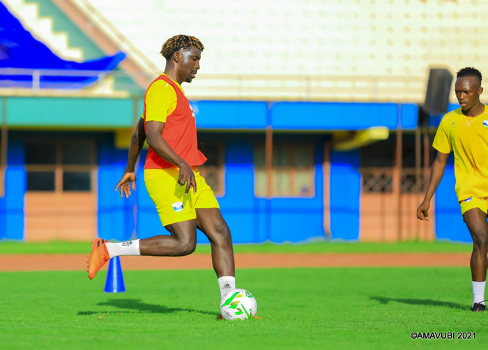 Ngwabije Bryan Clovis mu myitozo ye ya mbere mu Mavubi