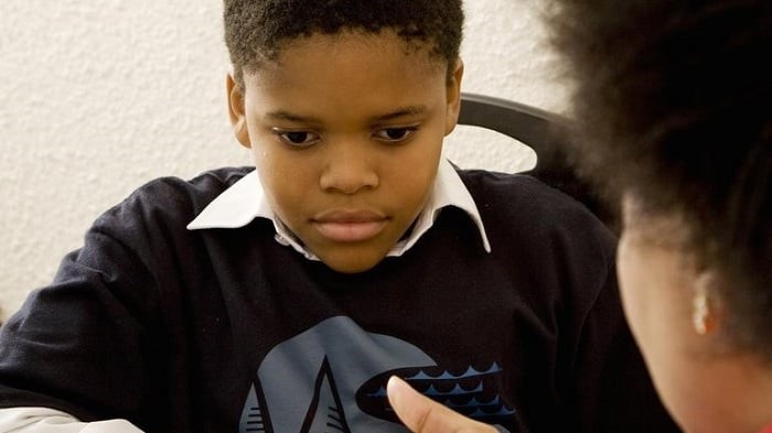 Ni byiza kuganiriza abana bakamenya ibikorwa by'ihohotera ribakorerwa