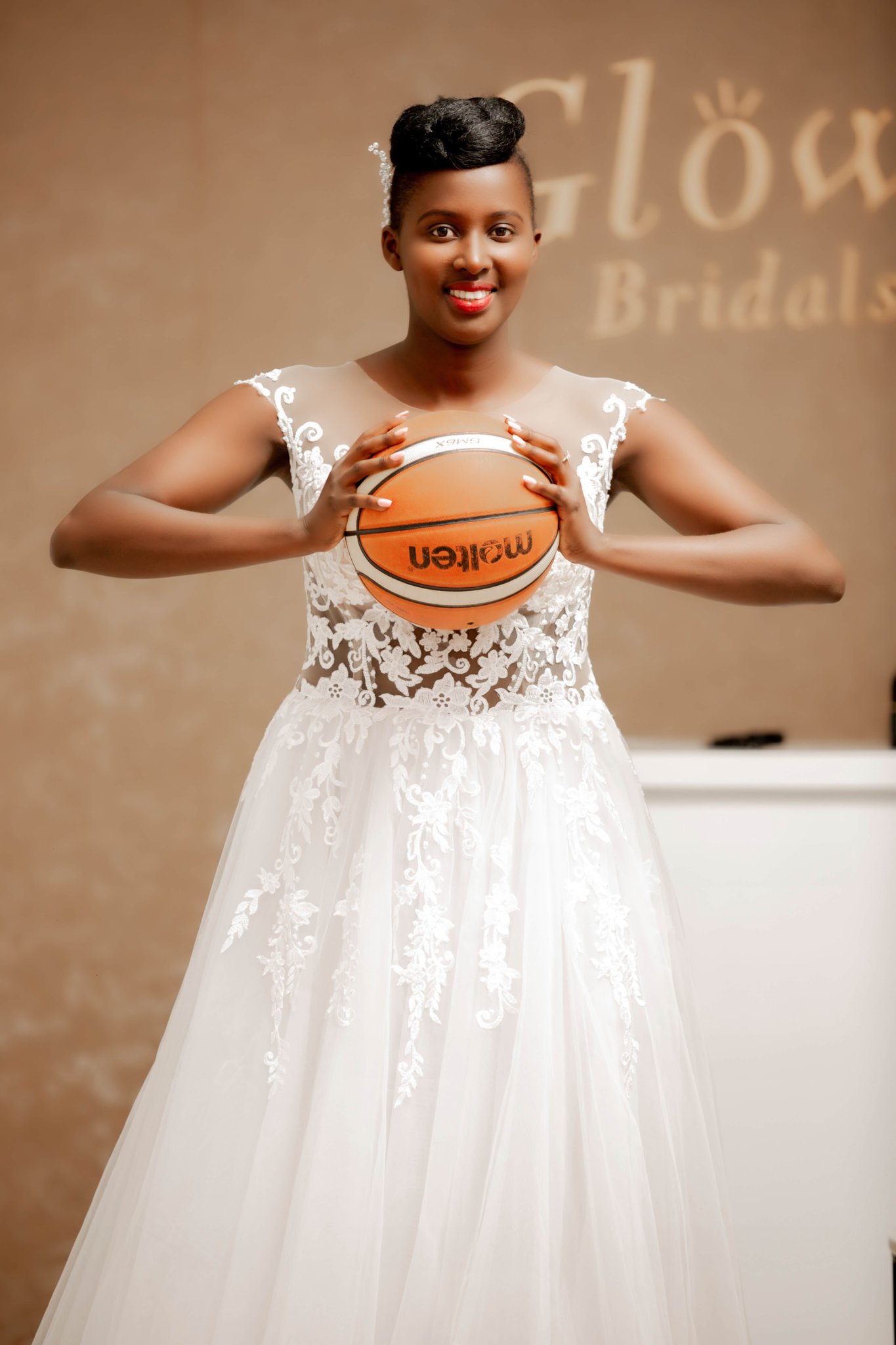 Urwibutso Nicole aherutse kurushinga na Nyirigira Yves