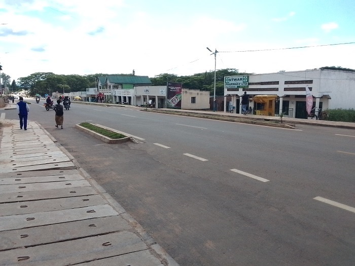 Niho hubatswe inzu igeretse ya mbere ariko yubatswe mu gishanga