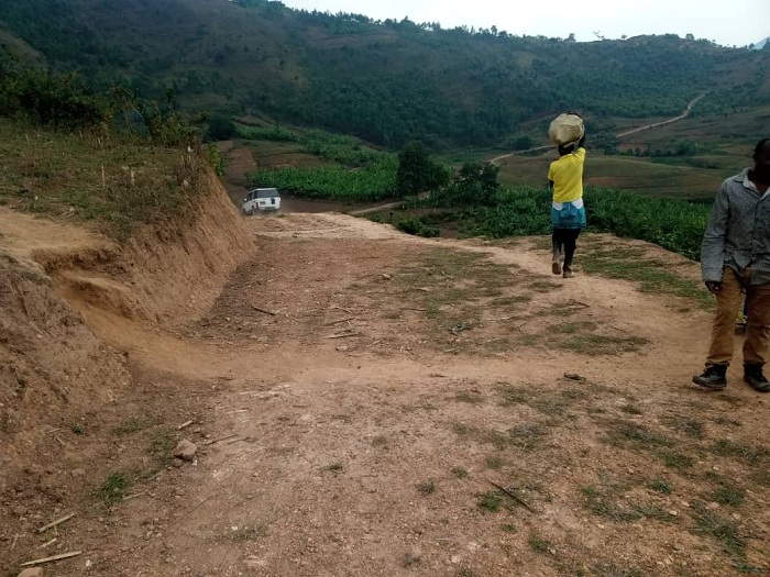 Umuhanda watangiye kunyurwamo n'imodoka