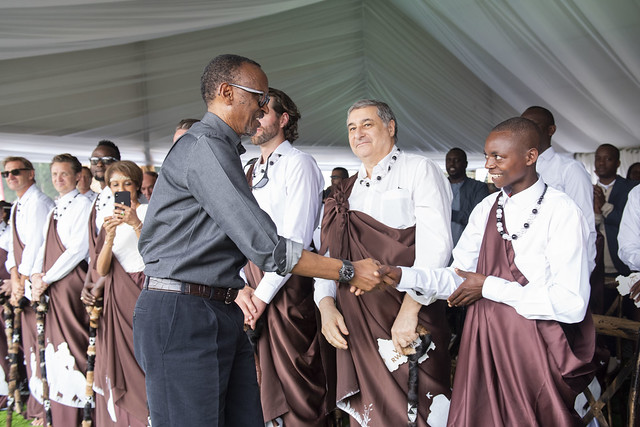 Niringiyimana yatumiwe mu bikomerezwa biherutse kwita izina abana b'Ingagi kubera umuhanda yakoze