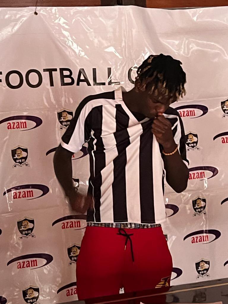 NIYIGENA Clément wakiniraga Rayon Sports yerekeje muri APR FC