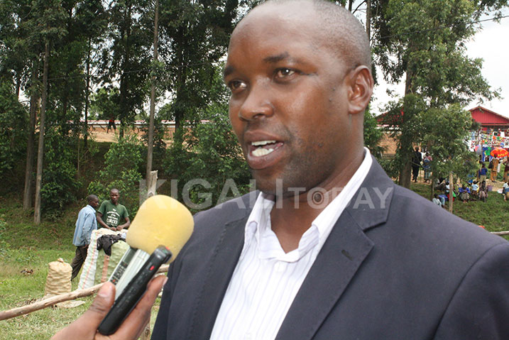 Niyonsaba avuga ko batije abikorera ubutaka bwa Leta bashyiraho Kontineri zabo ariko bazabusubiza Leta igihe buzaba bukenewe.