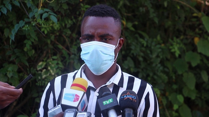 Niyonshuti Gad uzwi ku izina rya Evra ngo aje gufasha abandi kuzamura urwego rw'ikipe ya Musanze