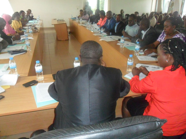 Njyanama yababajwe n'uburyo umuyobozi w'ibitaro atazi ibibazo byo mu bitaro ayoboye.