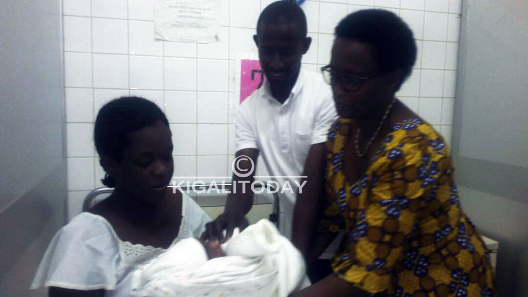 Mu rugo rwa Ramba na Uwamahoro ibyishimo byongeye kubigaragariza kuri Noheri bayibyaramo umwana w'umukobwa