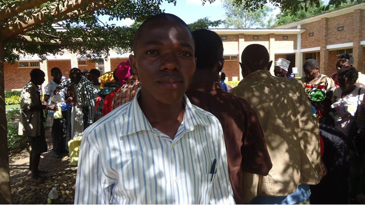 Nsanzamahoro asaba abagira neza kugoboka abarwayi batishoboye bo mu bitaro bya Nyagatare.