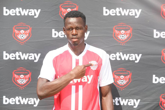 NSENGIYUMVA Isaac wa Express FC yo muri Uganda nawe yahamagawe bwa mbere