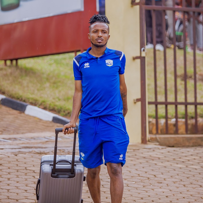 Nshuti Dominique Savio na we ari mu mwiherero w'Amavubi