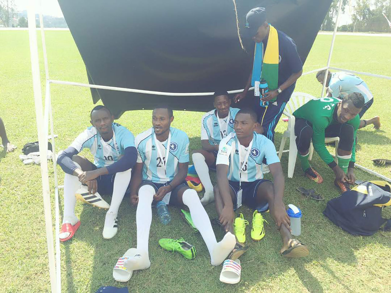 Nsimiyimana Mohammed (ibumoso) ari mu batsindiye Polisi ibitego