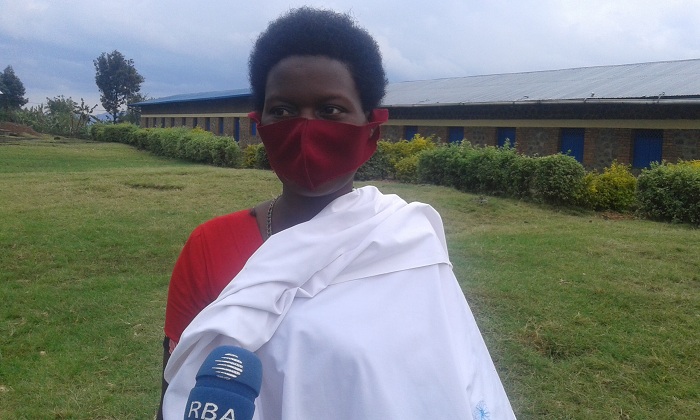 Ntabanganyimana Jeannette waretse ubucuruzi bwa magendu