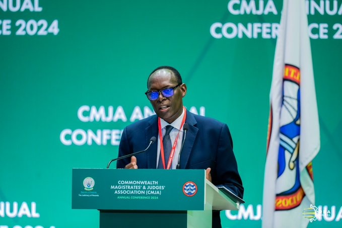 Perezida w'Urukiko rw'Ikirenga rw'u Rwanda, Dr Faustin Ntezilyayo, yahaye ikaze abitabiriye iyi nama