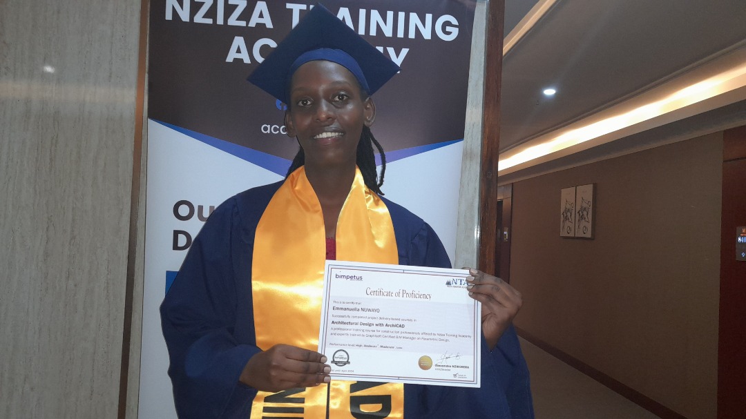 Emmanuella Nuwayo, umwe mu barangije muri Nziza Training Academy