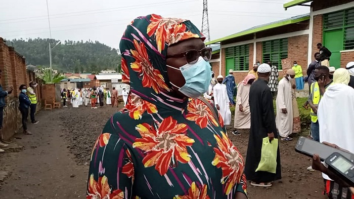 Umuyobozi w'Akarere ka Musanze, Nuwumuremyi Jeannine, yari yambaye muri ubu buryo