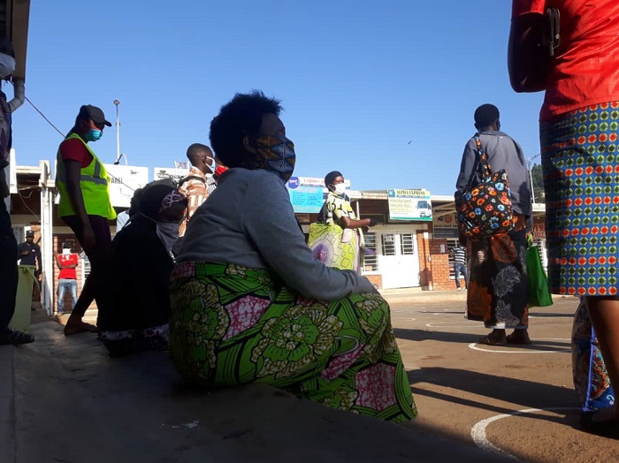 Abari bategereje gutaha byabashobeye bariyicarira