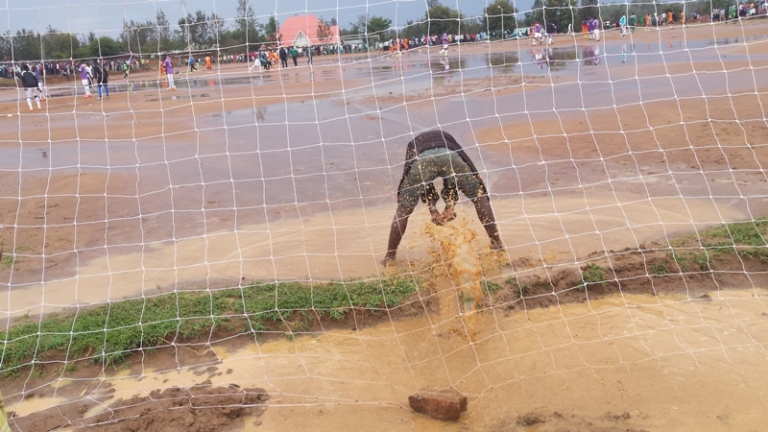Aha naho i Nyagatare higeze gukinirwa habanje gukorwa akazi ko kuyora amazi
