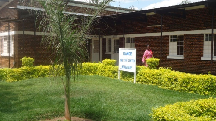 Uyu mukecuru wafashwe ku ngufu yahise ajyanwa ku bitaro bya Nyagatare kwitabwaho n