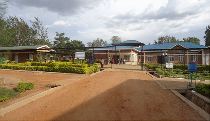 Batatu barwariye mu Bitaro bya Nyagatare naho umwe yitabye Imana kubera kurya inka yipfushije.