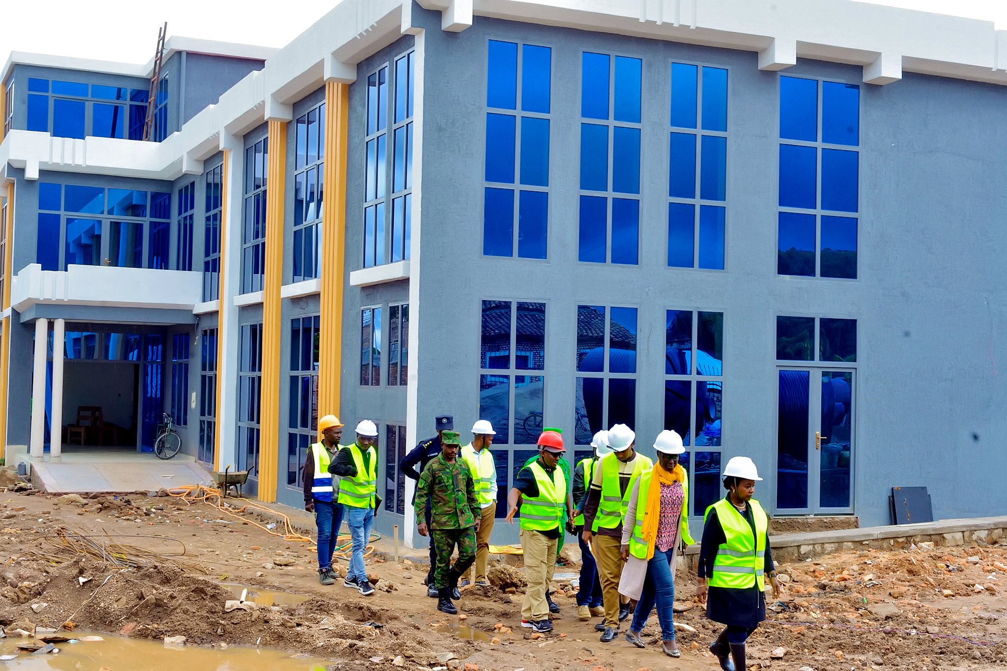 Inyubako nshya y'Ibiro by'Umurenge wa Nyamabuye muri Muhanga