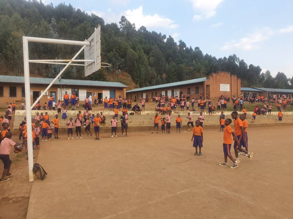 Ishuri ribanza rya Nyamagumba ryo rifite ibibuga 