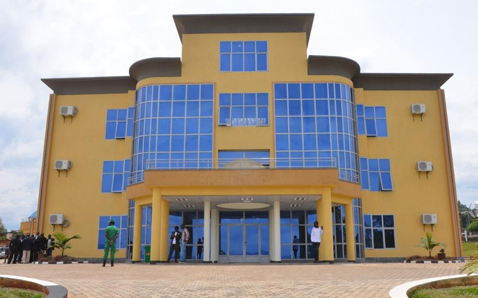 Ibyo biro by'Akarere ka Nyamasheke birimo ibyumba 43 bizakorerwamo n'abakozi 75