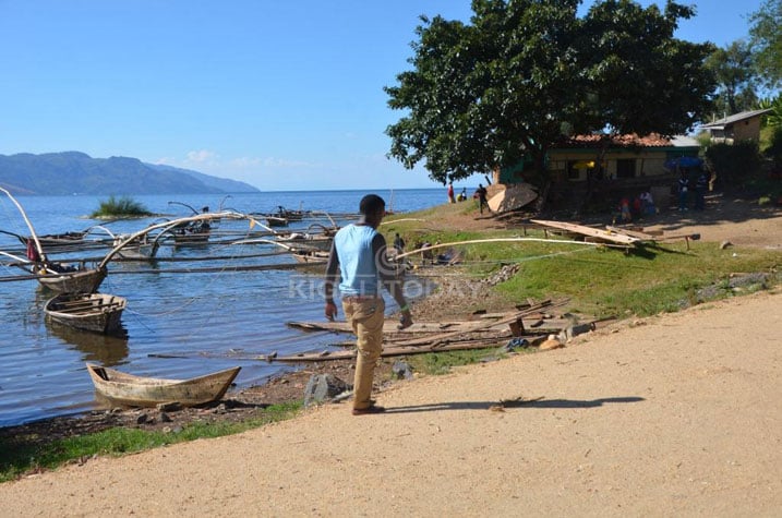 Kubera kubura amazi bavoma mu kivu