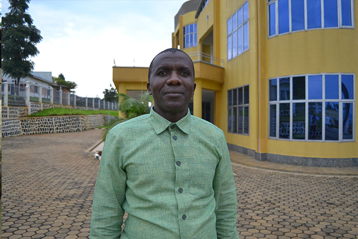 Ntaganira Josué avuga ko Girinka ituma abaturage barushaho kwiyumvanamo