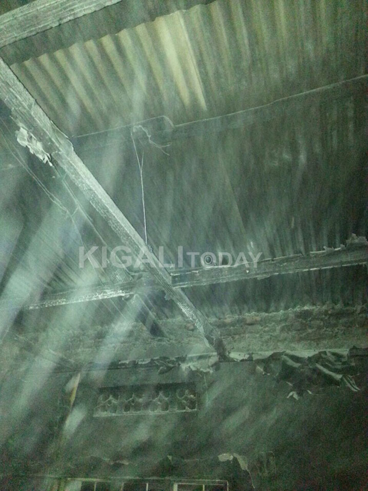 Mu gisenge naho hahiye ariko umuriro ngo ntiwatungutse hanze.