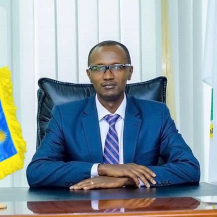 Umuyobozi w'Akarere ka Nyanza, Erasme Ntazinda