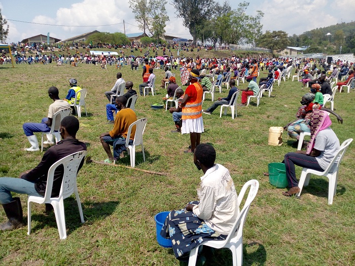 Nyuma yo gutera ibiti, abaturage bumvise ubutumwa bw'abayobozi