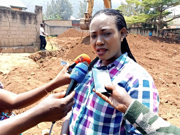 Umunyamabanga Nshingwabikorwa w'Umurenge wa Rwezamenyo avuga ko batunguwe no kubona iyo mibiri aho hantu