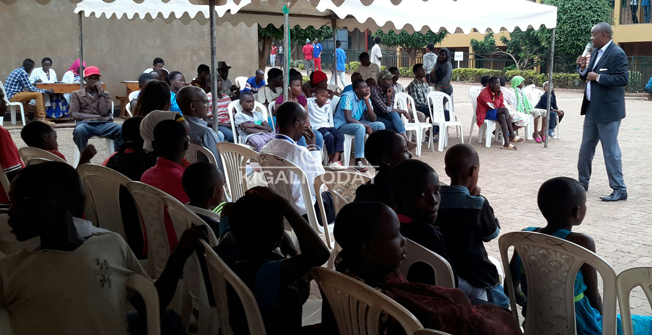 Abatuye Nyarugenge batangiye kwegerwa bakangurirwa kwipimisha kubushake no kwirinda imibonano mpuzabitsina idakingiye