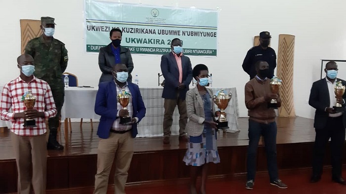 Imirenge itanu yagize amanota y